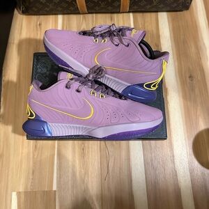 Nike LeBron 21 'Freshwater'